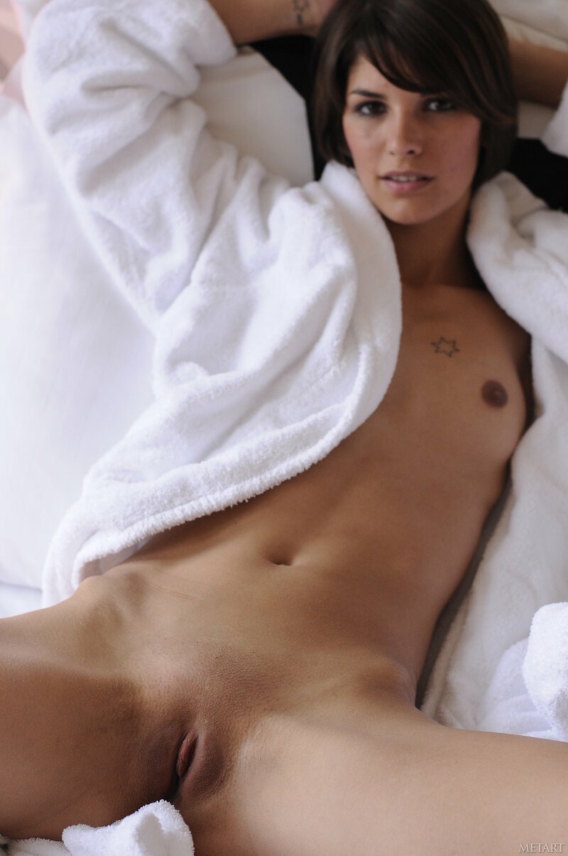 Валентина, 24 года, 2 размер груди